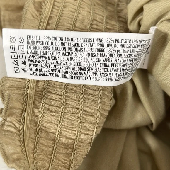 FOREVER 21 Flowy With Smocked Waist Size Medium - Picture 6 of 7